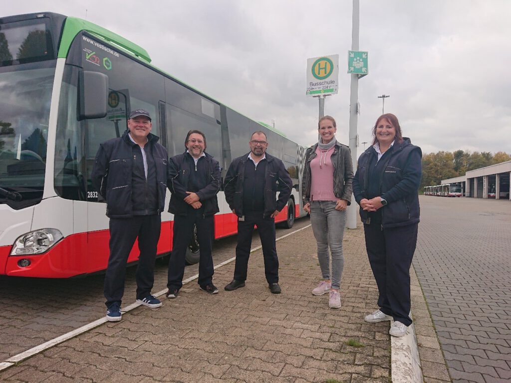 sagamedia - Magazine - WDR Servicezeit - Doc News - Fahrer*Innen der Vestischen Straßenbahnen in Herten