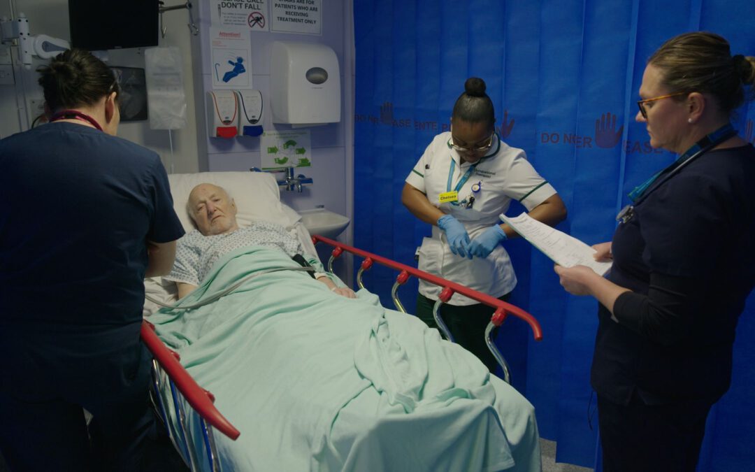 Erste Hilfe für Englands Gesundheitssystem (Arte)